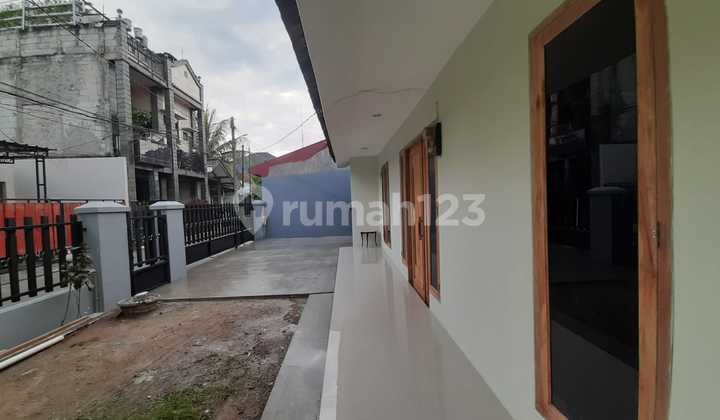 Rumah Murah Luas Bagus Dlm Komlek Garasi Luas Di Pamulang Tangsel 2