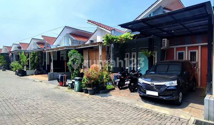Affordable House in Cluster with Mortgage Option and Security in Cijantung, East Jakarta