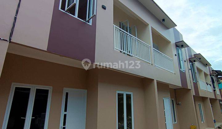 Di Jual Murah Rumah Baru 2:lantai Manis Unyu Unyu Di Kramat Jati 2