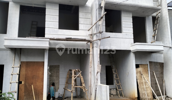 Rumah Baru Dua Lantai Murah Dlm Komlek Akses Mobil Di Tmii Jaktim 2