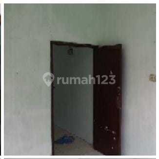 Affordable 3-Storey Motorcycle Access House in Kayu Mas, Matraman, East Jakarta 2