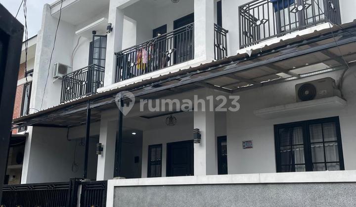 Rumah Besar Murah Bagus Dlm Komplek Akses Mobil Di Condet Jaktim