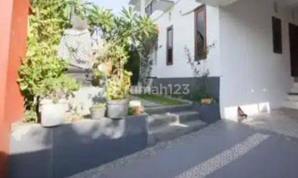 Rumah Villa di Canggu Badung 2