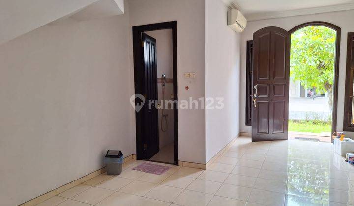 Rumah 2 Lantai Bagus Unfurnished HGB di Wisata Bukit Mas , Surabaya 2