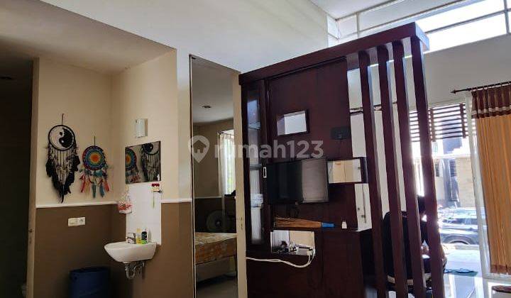 Dijual Rumah Siap Huni, Furnish di Golf Avenue, Citraland, Surabaya 2