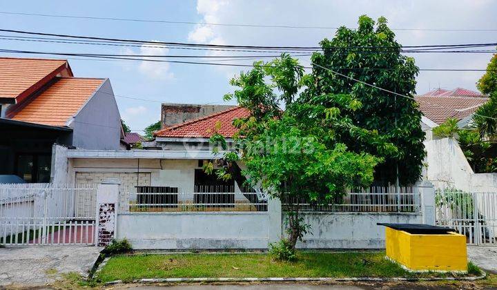 Dijual Rumah Jemursari Selatan, Surabaya Strategis Siap Huni  1