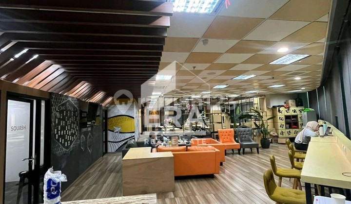 Jual Cepat Office Space Mewah Lippo St. Moritz 377 m2 akses langsung Lippo Mall Puri  Jakarta Barat Negotiable Pasti UNTUNG