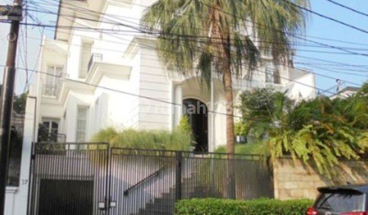 Rumah ada Kolam renang Selangkah ke SCBD Jl Cibeber Lt306m2 Kebayoran Baru Jakarta Selatan  1