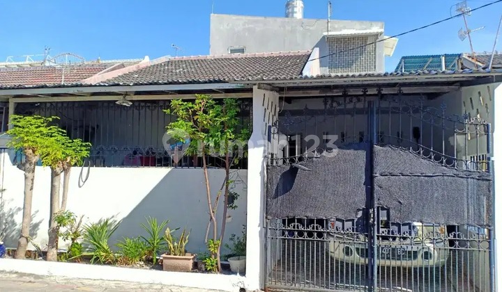 For Sale, Nice Ready-to-Live-in House in North Lebak Indah, Surabaya 1