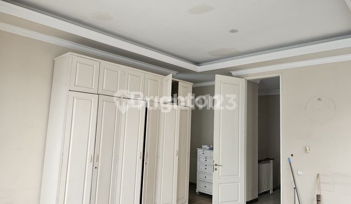 vila bukit regency pakuwon indah 2