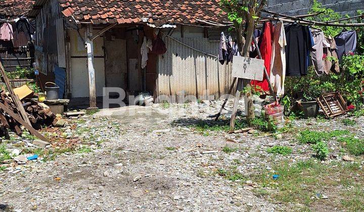 RUMAH HITUNG TANAH LOKASI KOTA GRESIK, HANYA 3 MENIT KE GRESS MALL, 2 MENIT KE UNIVERSITAS MUHAMMADIYAH, 10 MENIT PINTU TOL KLBM 1