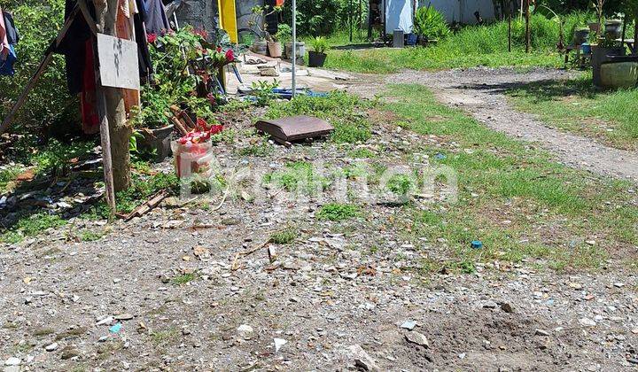 RUMAH HITUNG TANAH LOKASI KOTA GRESIK, HANYA 3 MENIT KE GRESS MALL, 2 MENIT KE UNIVERSITAS MUHAMMADIYAH, 10 MENIT PINTU TOL KLBM 2