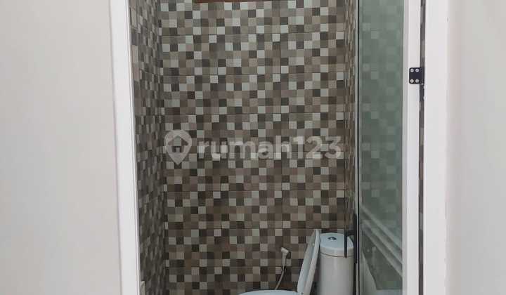 Dijual Rumah di Duta Garden. Ukuran 8X22m Bebas Banjir 2