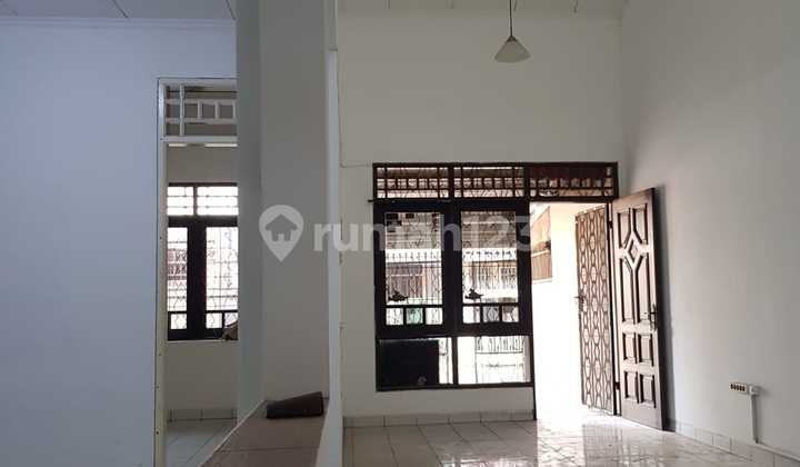 Disewakan Rumah Bagus di Duta Garden 2
