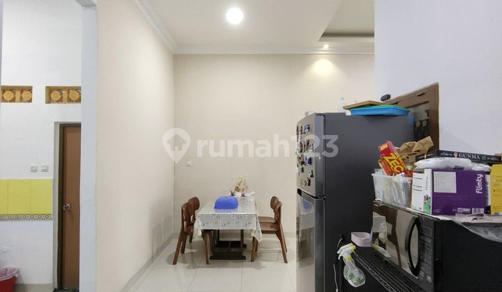 Dijual Rumah Siap Huni di Duta Garden. Luas 6X17m 2