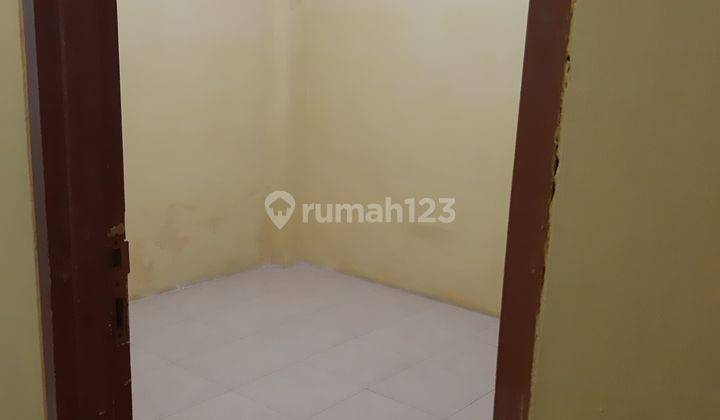 Disewa rumah duta garden 5