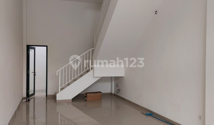 For Rent: Citra 8 Aeropoint Shop House. Fully renovated into a 2-story building.
