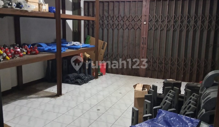 Disewakan Ruko Daan Mogot Arcadia. 2,5 Lantai Disewakan Ruko Daan Mogot Arcadia. 2,5 Lantai