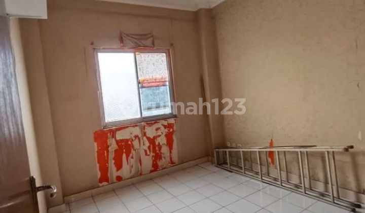 Permata Surya Sura Apartments, Unit 1, Facing the Street.