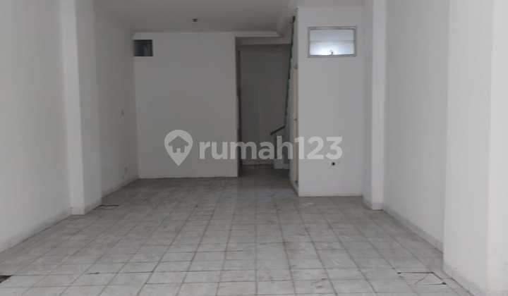 Dijual dan Disewa Ruko Mutiara Taman Palem. 5 Lantai Dijual dan Disewa Ruko Mutiara Taman Palem. 5 Lantai