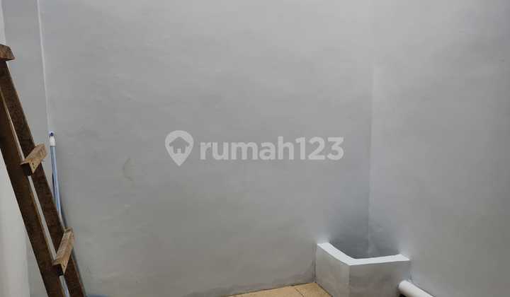 For Sale, Ready-to-Use Shophouse in Taman Surya, 2 Floors, Area 4X16m 2