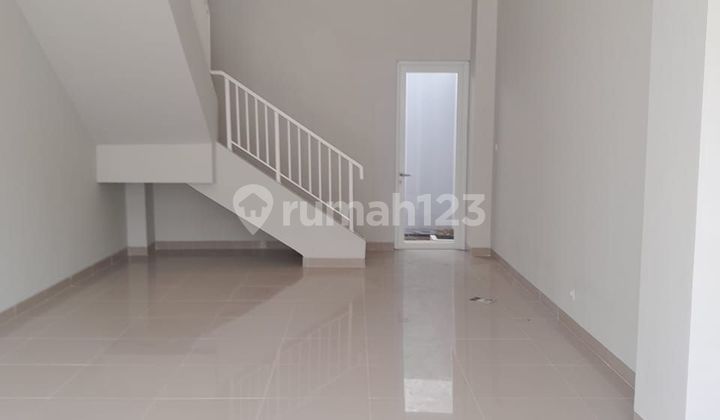 Sunset Avenue Shop House