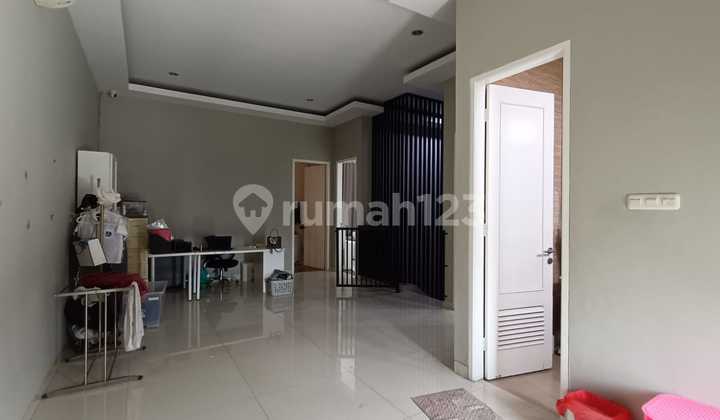 Dijual Cepat Rumah di Duta Garden Cluster Beverly. Bagus dan Rapih Semi Furnish 2