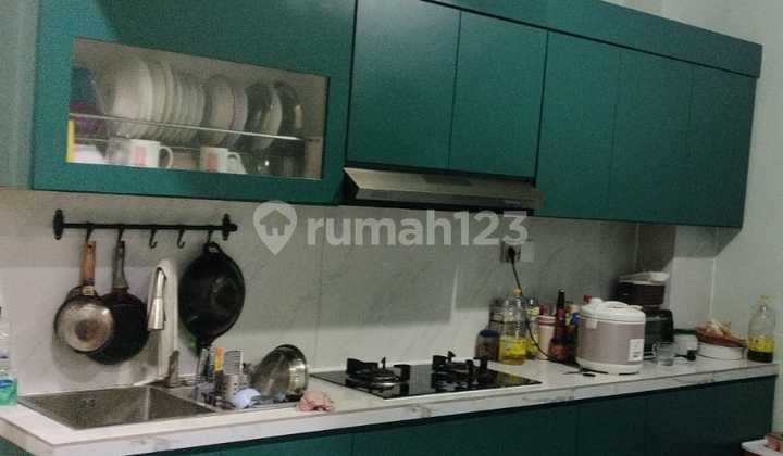 ******** Duta Garden