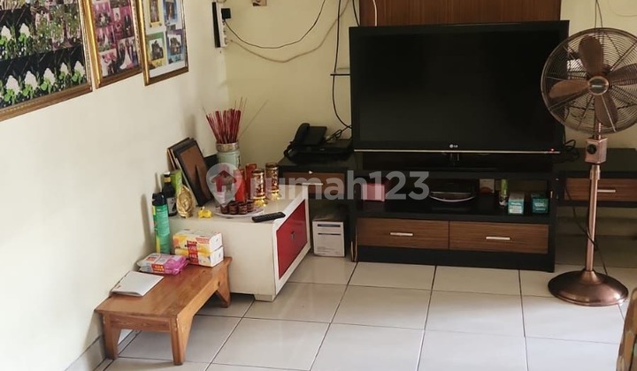 For Sale: House in Pasadena Golf Cluster, Modernland, Tangerang City. 1