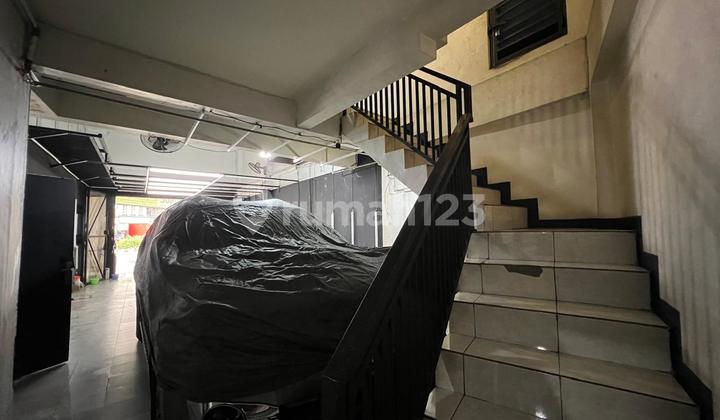 For Sale Shophouse in Halim Perdana Kusuma. Strategic Location, Along the Main Road. 2