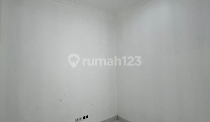 Dijual Rumah American Classic Brand New di Cengkareng 2