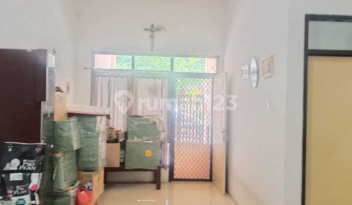 Rumah Siap Huni di Duta Garden. Luas 6x17m shm 2