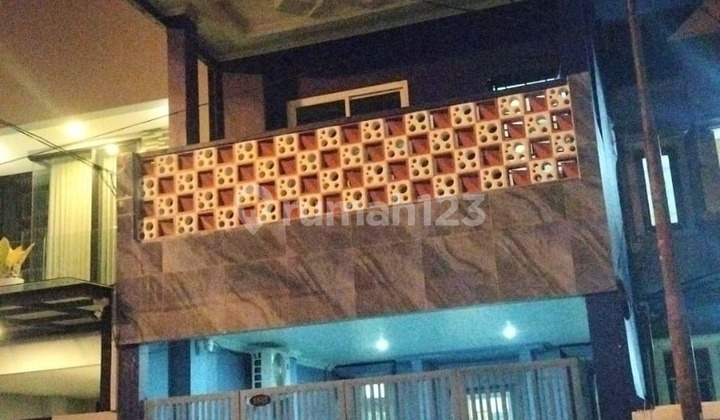 Dijual Rumah Bagus Duta Garden Tangerang. 3 Lantai 2