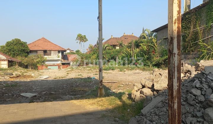 Land for Sale in Kerobokan Location