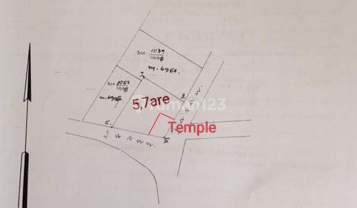 Land for sale in Dewi Sri location 1