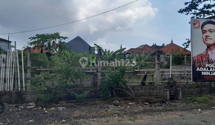 Land for sale in Padang Sambian Kaja location 2