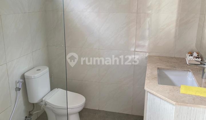 Villa for Sale Located in Sekar Sari 2