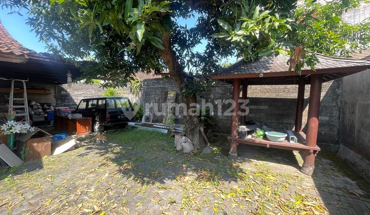 Land for Sale in Sesetan Location