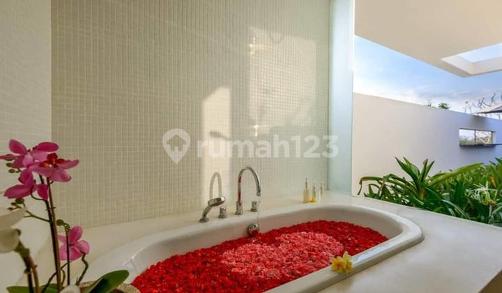 Villa for Sale in Balangan 1