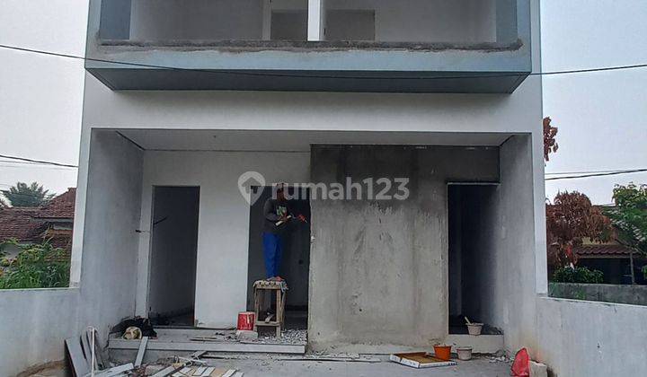 Rumah Ready Stock 2 Lantai Dekat Tol Bsd  2