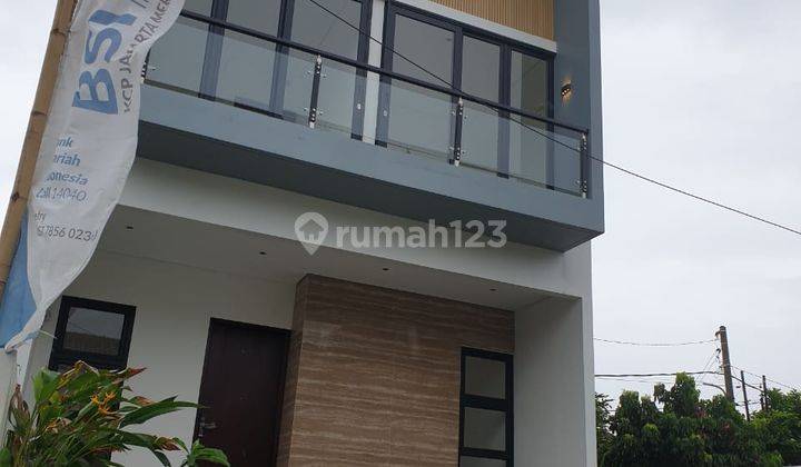 Rumah Hoek 2 Lantai Lokasi Dekat Tol Bsd 2