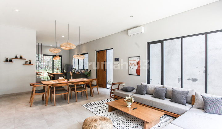 TURUN HARGA! 2 Unit Rumah Cantik Airbnb - Omset Capai Rp60 Juta / Bulan 2