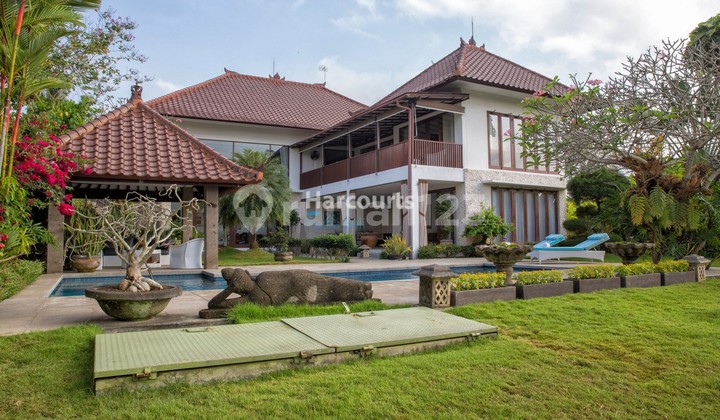 Harga Terbaik! Vila Freehold 3 Kamar di Tabanan, Tanah 1700m² Siap Huni, Pemandangan Sawah Abadi.