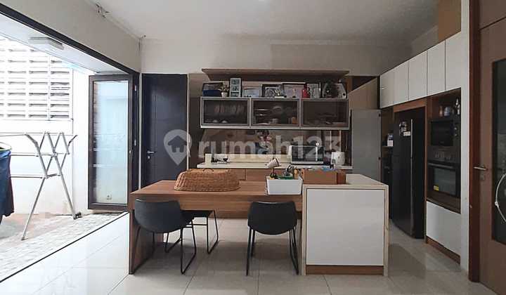 Rumah Dekat Taman Jalan Depan Luas Di Bintaro Jaya Sektor 9 2