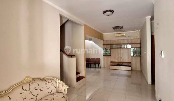 Rumah 2 Lantai Depan Taman Di Discovery Bintaro Sektor 9