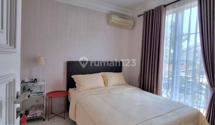 Rumah Hoek Full Furnished di cluster jalan lebar Bintaro Sektor 9 2