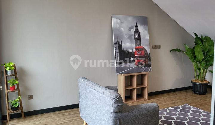 Rumah Bisa KPR turun harga Di Bsd city 2