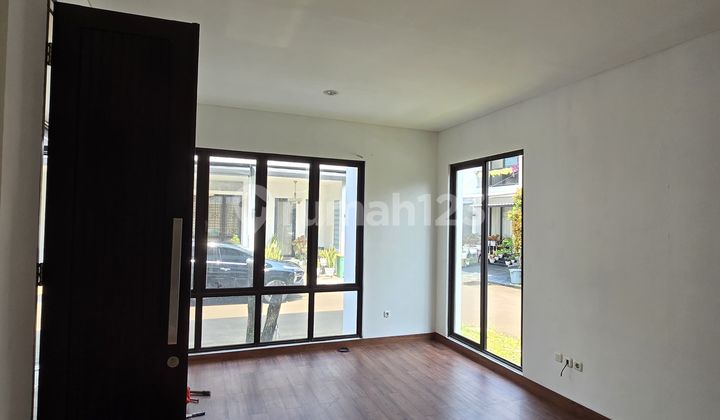 Rumah Dalam Cluster Dekat Stasiun Krl Siap Huni Di Bintaro