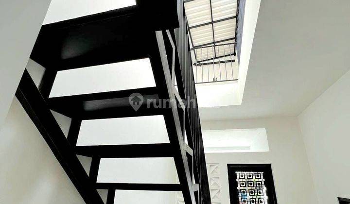 Rumah Full Renovasi Atap Baja Ringan Lokasi Strategis Di Bsd  2