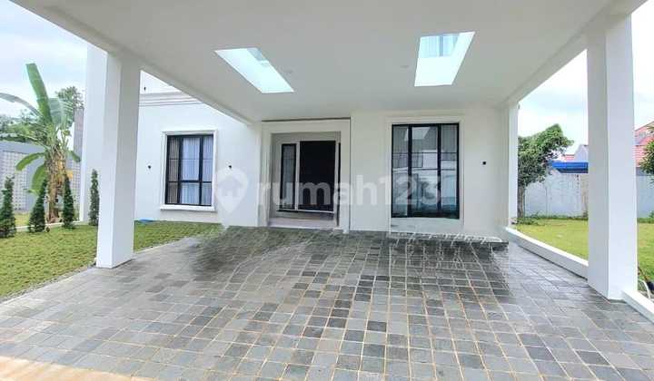 Rumah Mewah Full Furnished Dalam Cluster Premium di Alam Sutera 2